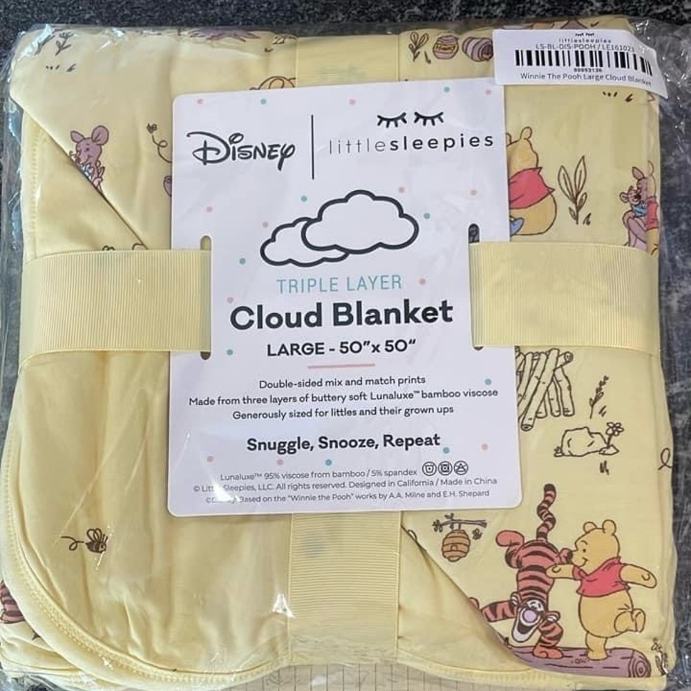 New In Bag Winnie The Pooh Cloud Blanket